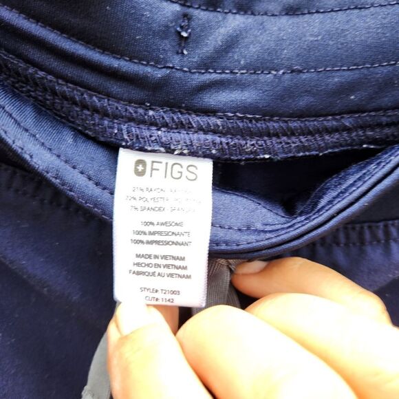 Figs blue jogger style scrubs - Picture 7 of 7